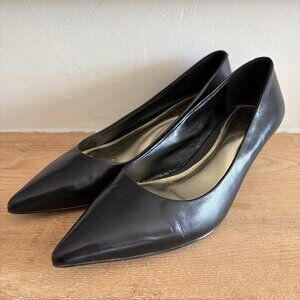 Lauren Ralph Women 9B Kitten Heel Pumps Shoes Black Leather Pointy Toe